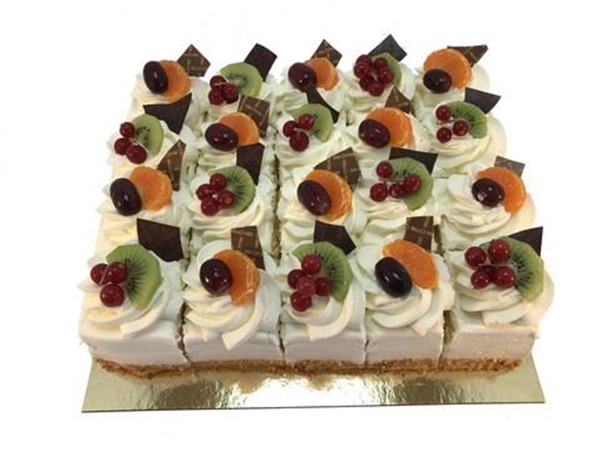 Trakteergebak Slagroom p/20